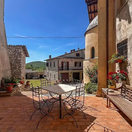Amazing In Frazione Montebibico